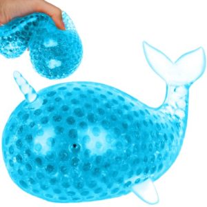 Антистрес играчка син гумен кит с рог