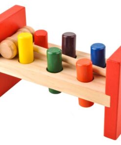 Детска дървена играчка с чук и цветни блокчета