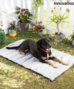 Универсална постелка за домашни любимци