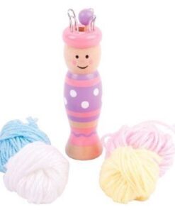 Дървена кукла играчка за плетене Bigjigs