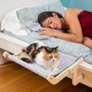 Хамак за котка за легло или диван InnovaGoods