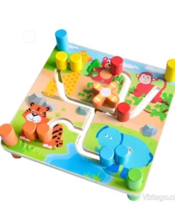 Лабиринт с улеи и животни за игра