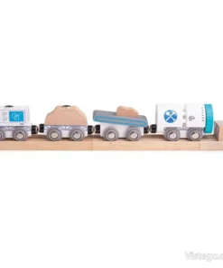 Дървен влак с релси Bigjigs за игра