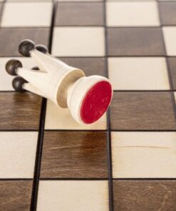 darvena-igra-shah-i-dama-v-edno-4