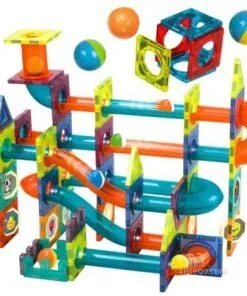 Магнитен конструктор за игра с писта