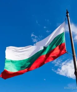 Българско знаме с наситени цветове
